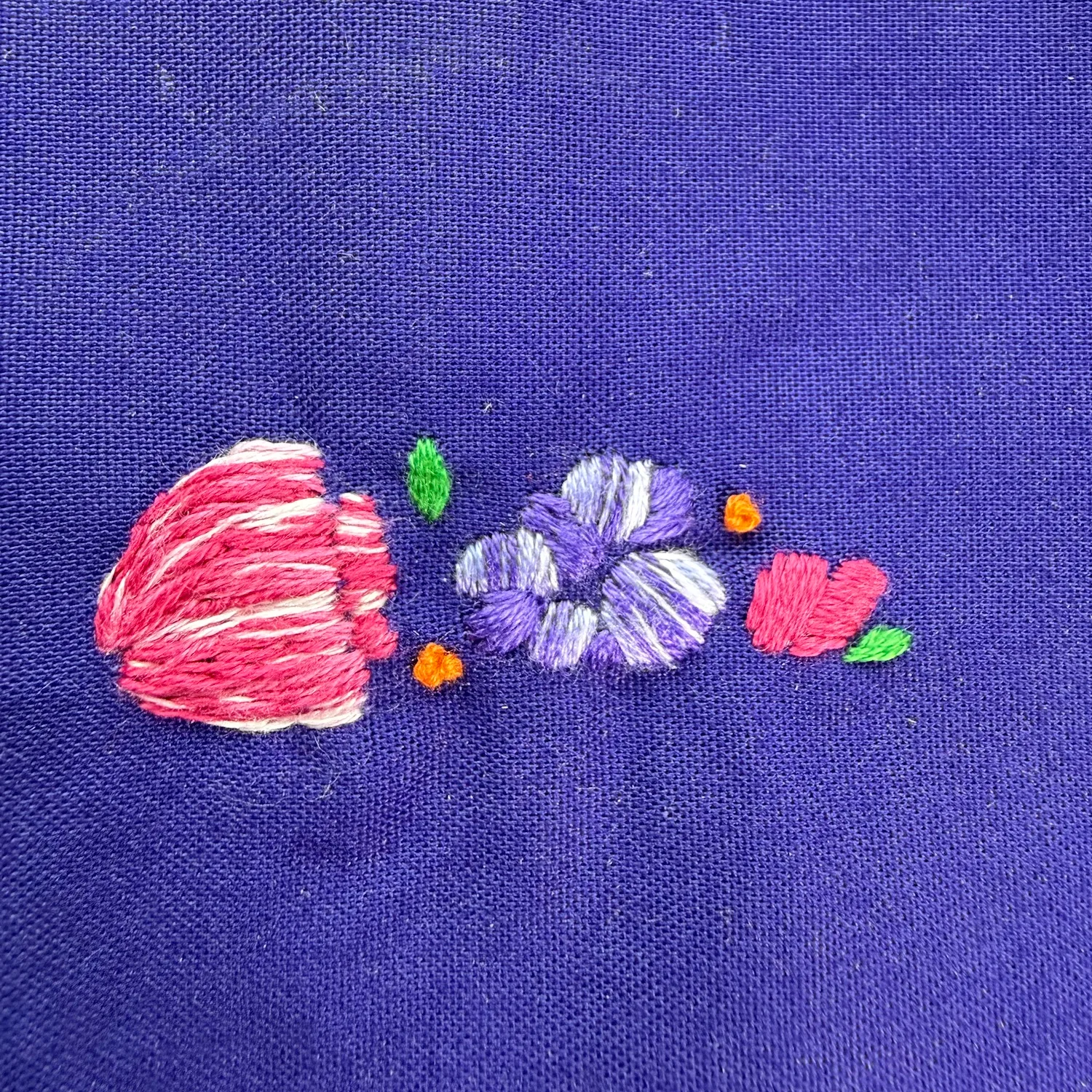 Finished embroidered flowers