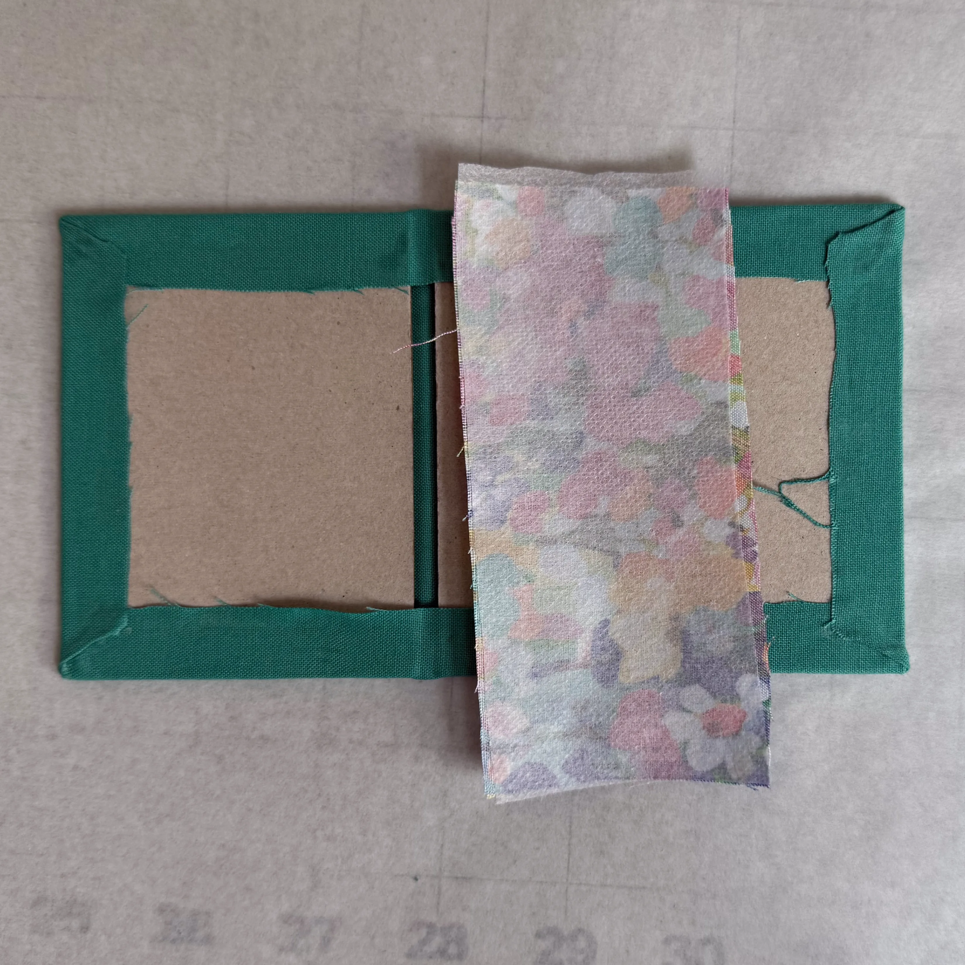 Interfacing aligned with the wrong side of the interior fabric