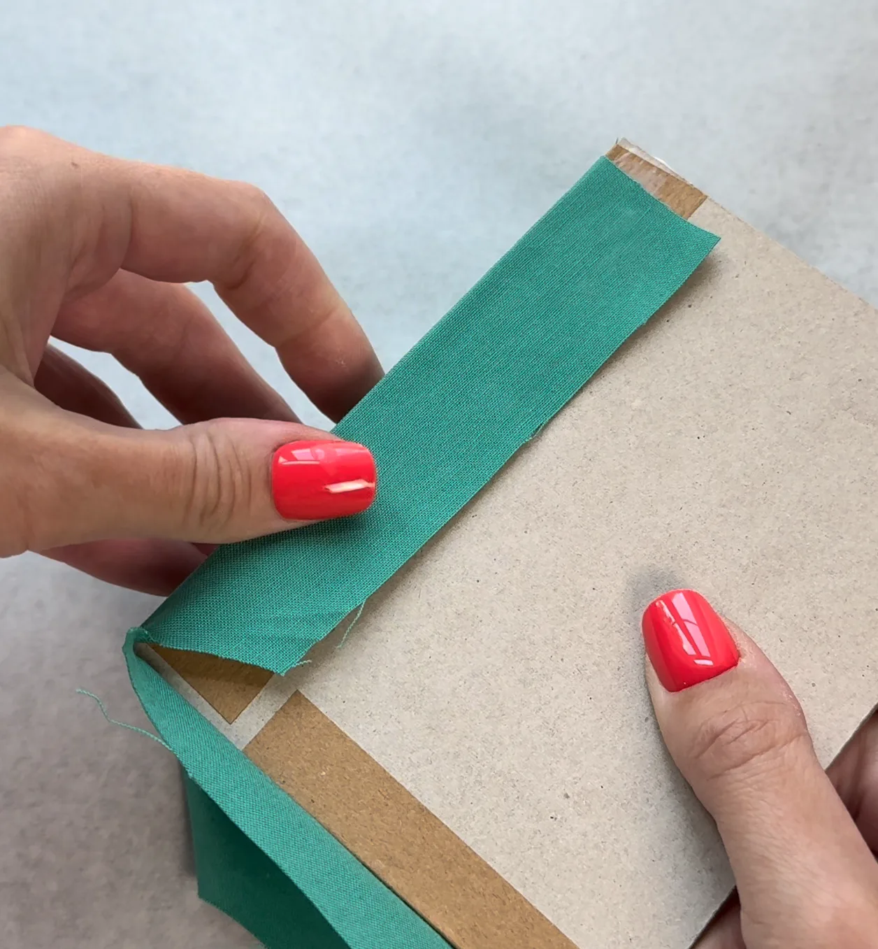 Smoothing a wrapped bottom edge