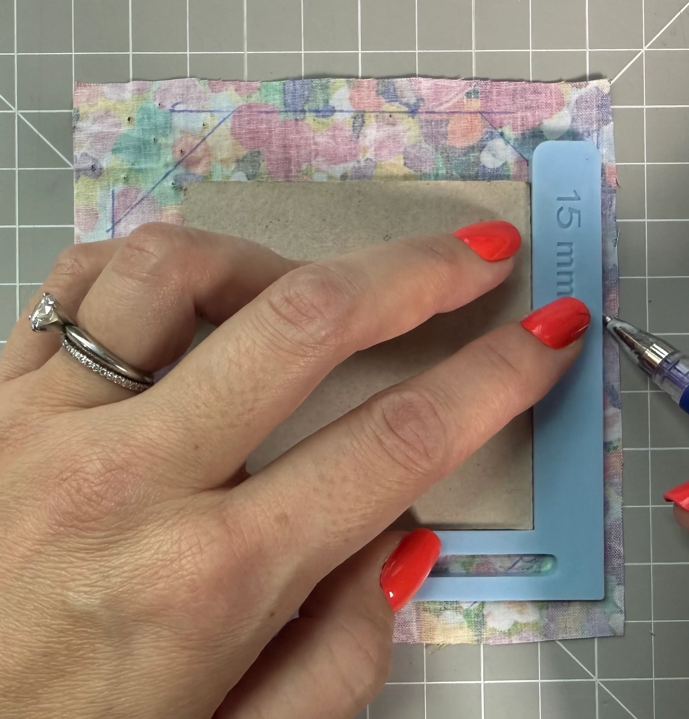 Measuring a corner before clipping the fabric